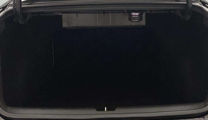 2024 Hyundai Verna SX (O) 1.5 TURBO PETROL DCT, Petrol, Automatic, 8,851 km, Boot Inside