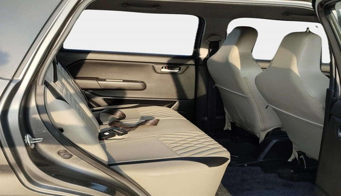 2022 Maruti New Wagon-R VXI CNG 1.0, CNG, Manual, 29,114 km, Right Side Rear Door Cabin