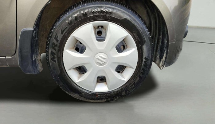 2022 Maruti New Wagon-R VXI CNG 1.0, CNG, Manual, 29,114 km, Right Front Wheel