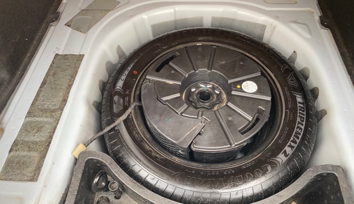 2022 Skoda SLAVIA STYLE 1.0L TSI MT, Petrol, Manual, 51,064 km, Spare Tyre