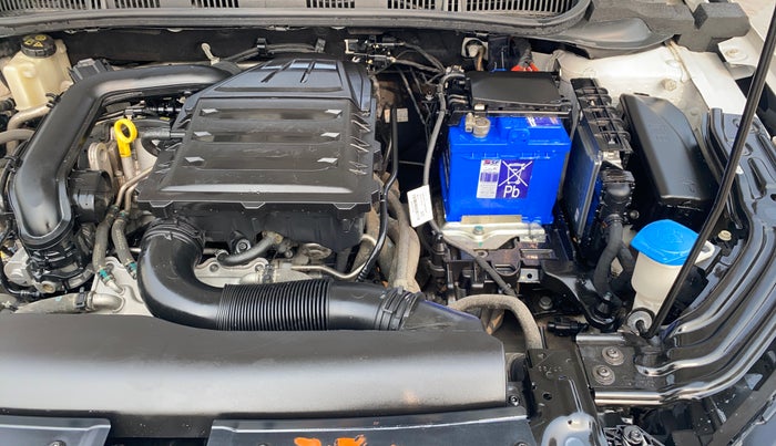 2022 Skoda SLAVIA STYLE 1.0L TSI MT, Petrol, Manual, 51,064 km, Engine View - Left