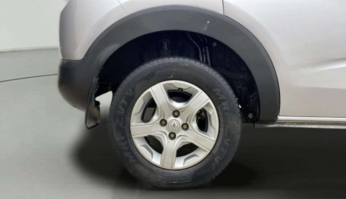 2019 Renault TRIBER RXZ, Petrol, Manual, 24,273 km, Right Rear Wheel