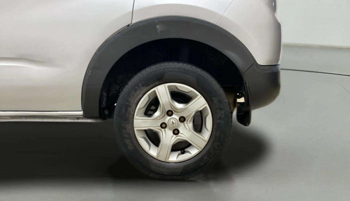 2019 Renault TRIBER RXZ, Petrol, Manual, 24,273 km, Left Rear Wheel