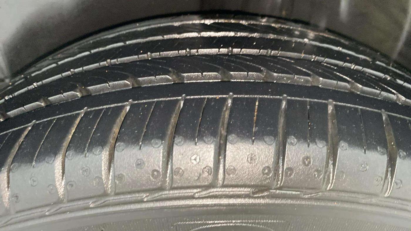 2021 Volkswagen Polo HIGHLINE PLUS 1.0L TSI, Petrol, Manual, 69,139 km, Left Rear Tyre Tread