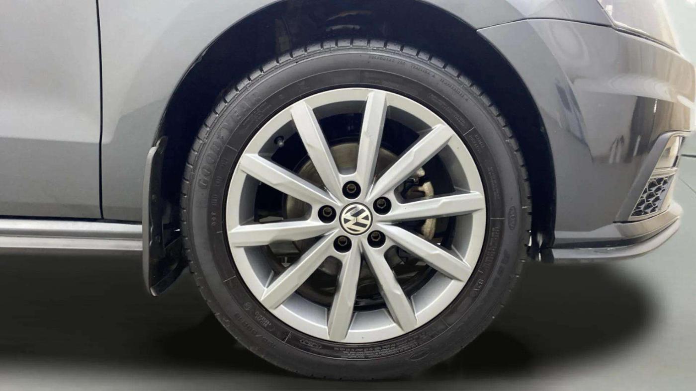 2021 Volkswagen Polo HIGHLINE PLUS 1.0L TSI, Petrol, Manual, 69,139 km, Right Front Wheel