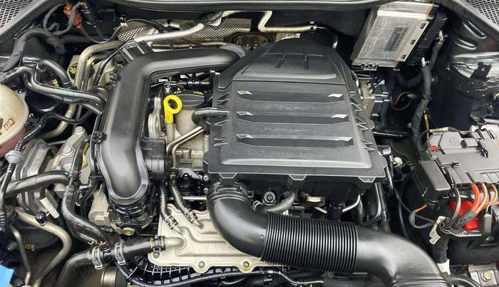 2021 Volkswagen Polo HIGHLINE PLUS 1.0L TSI, Petrol, Manual, 69,099 km, Engine View