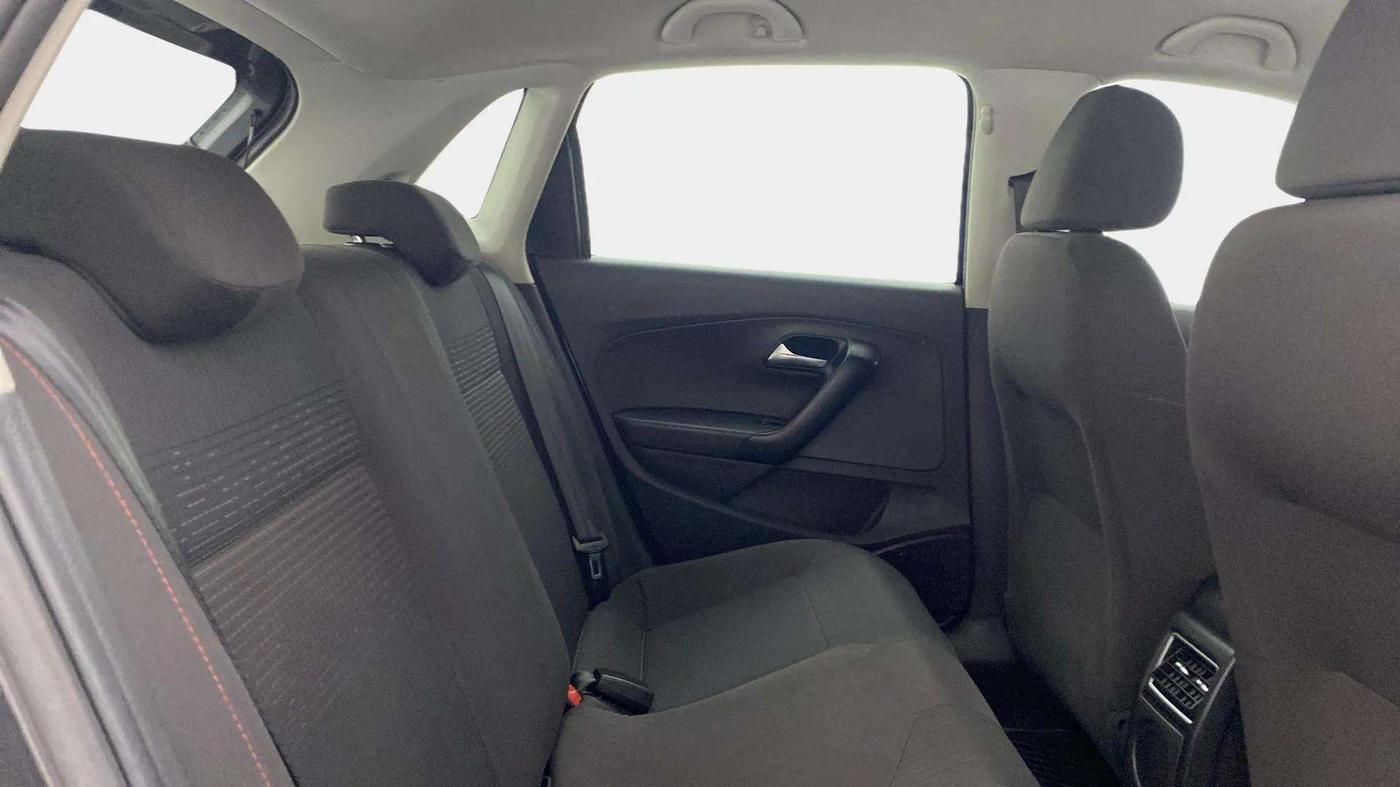 2021 Volkswagen Polo HIGHLINE PLUS 1.0L TSI, Petrol, Manual, 69,139 km, Right Side Rear Door Cabin