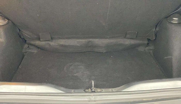 2022 Tata PUNCH ACCOMPLISHED MT, Petrol, Manual, 28,843 km, Boot Inside