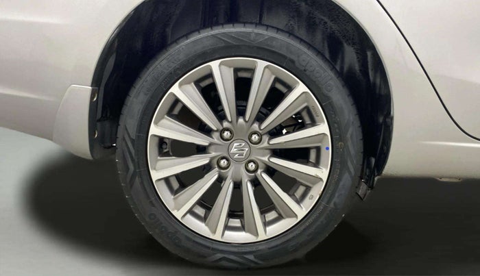 2021 Maruti Ciaz ALPHA  AT 1.5 SHVS PETROL, Petrol, Automatic, 52,296 km, Right Rear Wheel