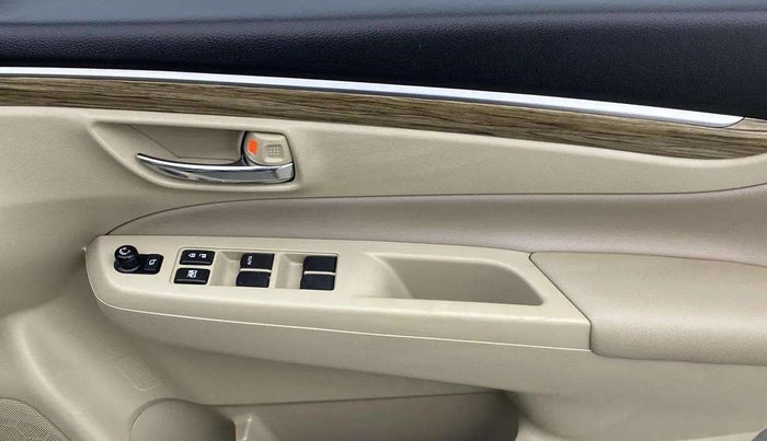2021 Maruti Ciaz ALPHA  AT 1.5 SHVS PETROL, Petrol, Automatic, 52,296 km, Driver Side Door Panels Control