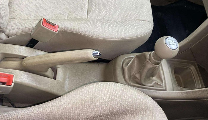 2013 Maruti Swift Dzire VXI, Petrol, Manual, 48,433 km, Gear Lever