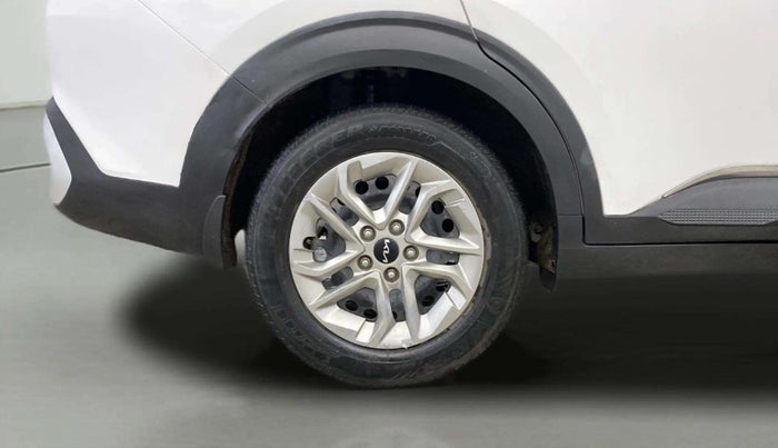 2023 KIA CARENS PRESTIGE 1.5 DIESEL IMT 7 STR, Diesel, Manual, 58,174 km, Right Rear Wheel