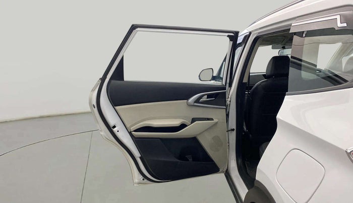 2023 KIA CARENS PRESTIGE 1.5 DIESEL IMT 7 STR, Diesel, Manual, 58,174 km, LHS Rear Door