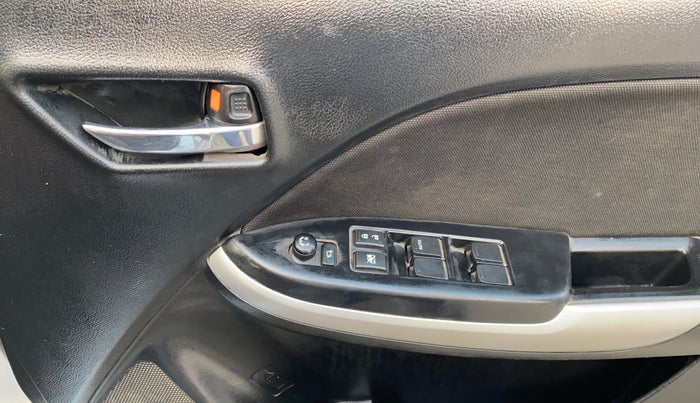 2018 Maruti Baleno DELTA PETROL 1.2, Petrol, Manual, 49,808 km, Driver Side Door Panels Control