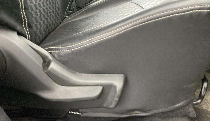 2021 Maruti IGNIS SIGMA 1.2, Petrol, Manual, 41,287 km, Driver Side Adjustment Panel