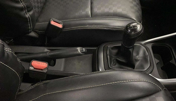 2021 Maruti IGNIS SIGMA 1.2, Petrol, Manual, 41,287 km, Gear Lever