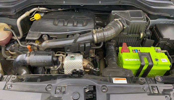 2019 Mahindra XUV300 W8 1.2 PETROL, Petrol, Manual, 84,109 km, Engine View