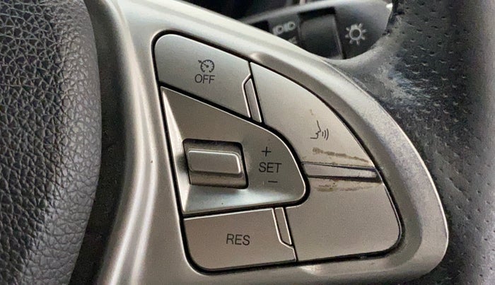 2019 Mahindra XUV300 W8 1.2 PETROL, Petrol, Manual, 84,109 km, Adaptive Cruise Control