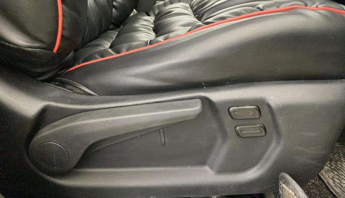 2023 Hyundai VENUE N LINE N8 1.0 TURBO DCT, Petrol, Automatic, 51,746 km, Driver Side Adjustment Panel