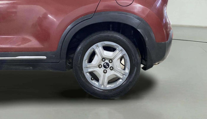 2021 KIA SONET HTX 1.5, Diesel, Manual, 86,253 km, Left Rear Wheel