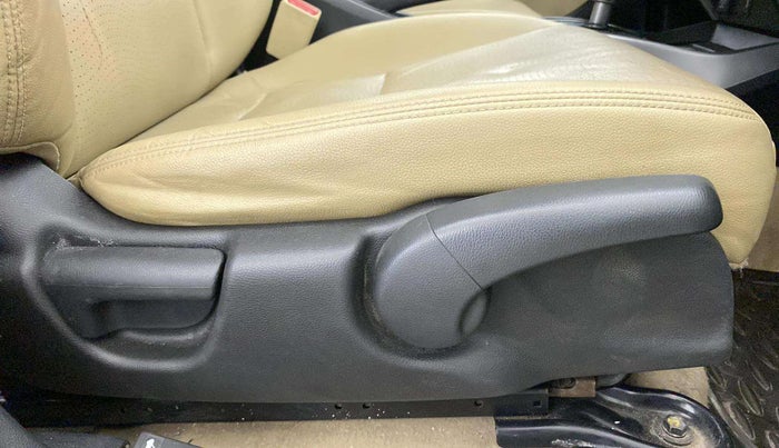 2015 Honda City 1.5L I-VTEC VX CVT, Petrol, Automatic, 54,290 km, Driver Side Adjustment Panel