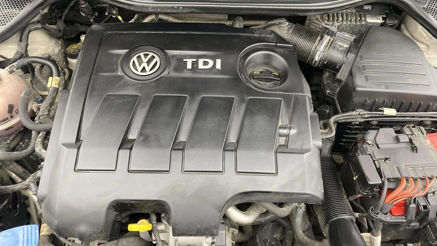 2019 Volkswagen Ameo TRENDLINE 1.5L, Diesel, Manual, 78,101 km, Engine View