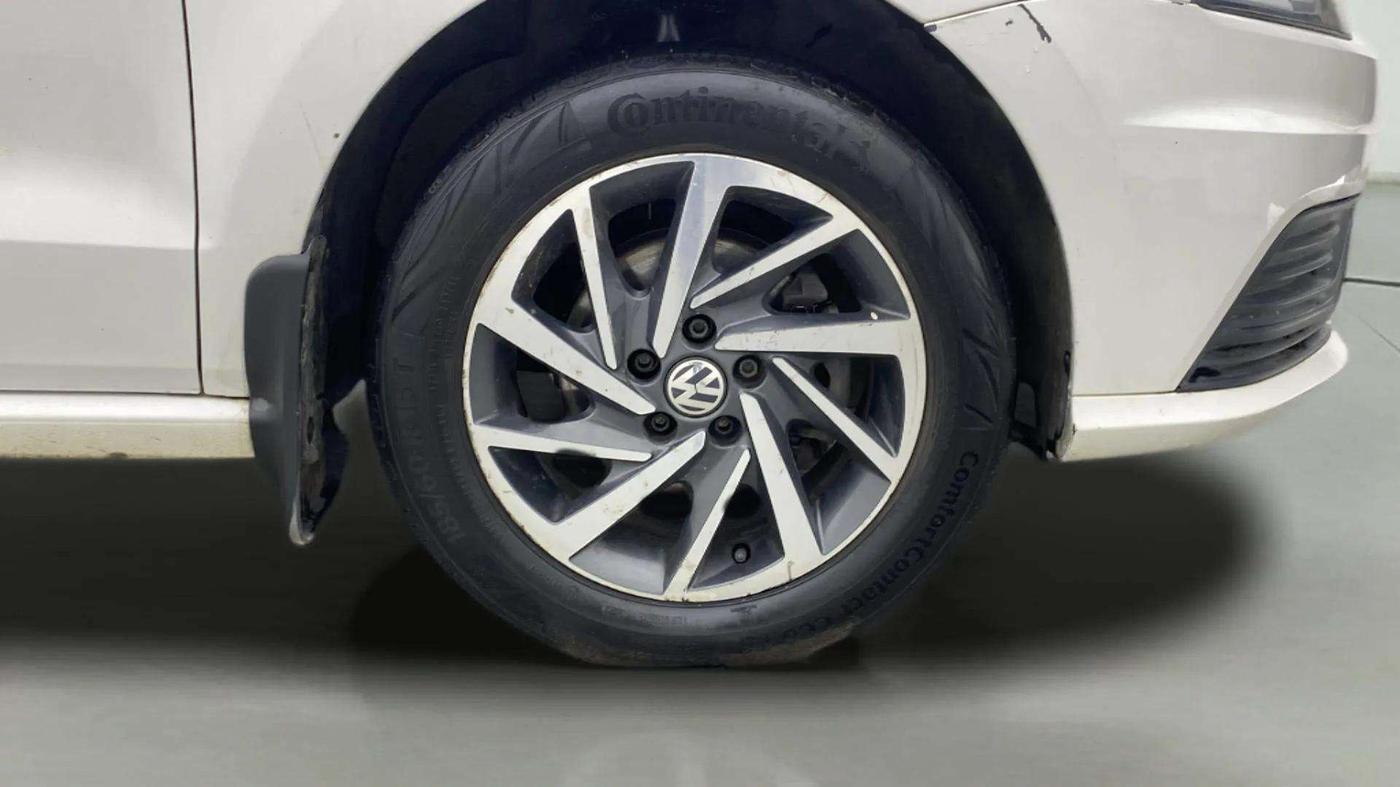 2019 Volkswagen Ameo TRENDLINE 1.5L, Diesel, Manual, 78,101 km, Right Front Wheel