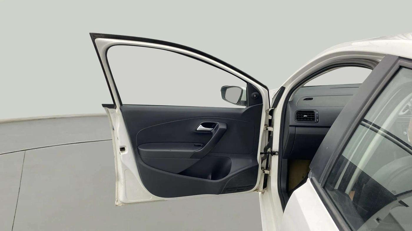 2019 Volkswagen Ameo TRENDLINE 1.5L, Diesel, Manual, 78,101 km, LHS Front Door