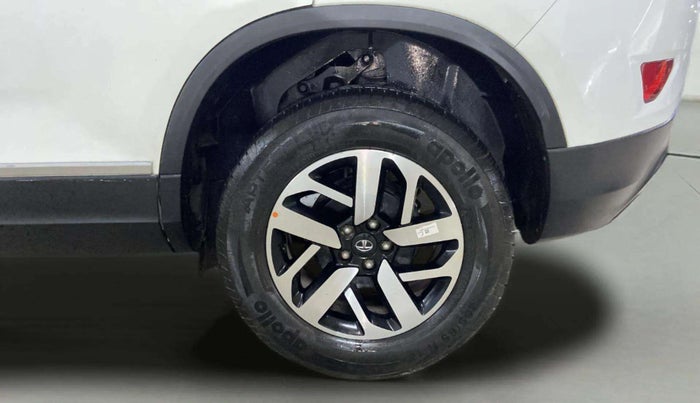 2022 Tata Harrier XZA PLUS 2.0L DUAL TONE, Diesel, Automatic, 20,388 km, Left Rear Wheel