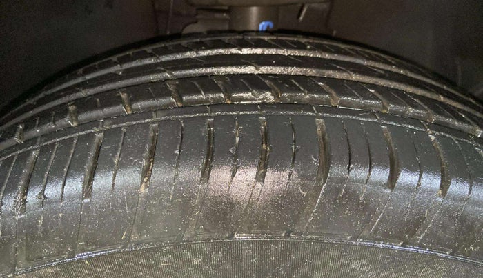 2022 Tata Harrier XZA PLUS 2.0L DUAL TONE, Diesel, Automatic, 20,388 km, Right Front Tyre Tread