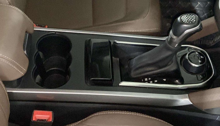2022 Tata Harrier XZA PLUS 2.0L DUAL TONE, Diesel, Automatic, 20,388 km, Gear Lever