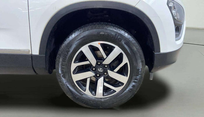 2022 Tata Harrier XZA PLUS 2.0L DUAL TONE, Diesel, Automatic, 20,388 km, Right Front Wheel
