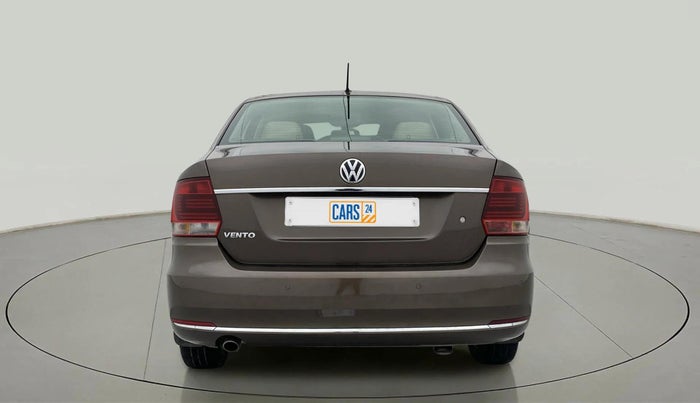 2016 Volkswagen Vento HIGHLINE 1.6 MPI, Petrol, Manual, 73,709 km, Back/Rear
