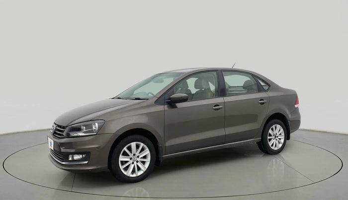 2016 Volkswagen Vento HIGHLINE 1.6 MPI, Petrol, Manual, 73,709 km, Left Front Diagonal