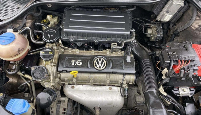 2016 Volkswagen Vento HIGHLINE 1.6 MPI, Petrol, Manual, 73,709 km, Engine View