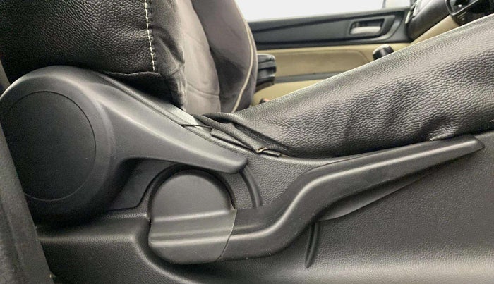 2019 Honda Amaze 1.2L I-VTEC S, Petrol, Manual, 94,636 km, Driver Side Adjustment Panel