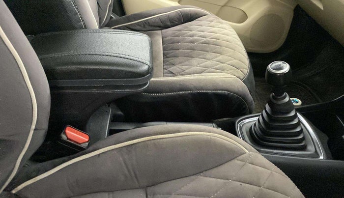 2019 Honda Amaze 1.2L I-VTEC S, Petrol, Manual, 94,636 km, Gear Lever