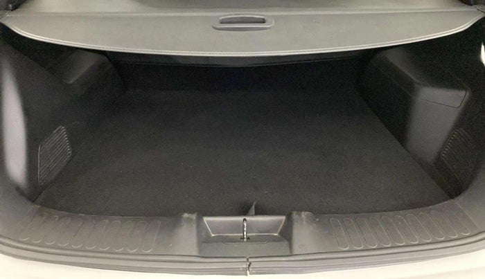 2021 MG HECTOR SHARP 1.5 DCT PETROL, Petrol, Automatic, 28,910 km, Boot Inside