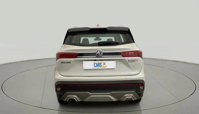 2021 MG HECTOR SHARP 1.5 DCT PETROL, Petrol, Automatic, 28,910 km, Back/Rear