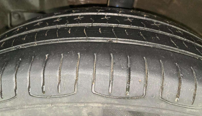 2022 Maruti New Wagon-R ZXI 1.2, Petrol, Manual, 1,12,882 km, Left Front Tyre Tread