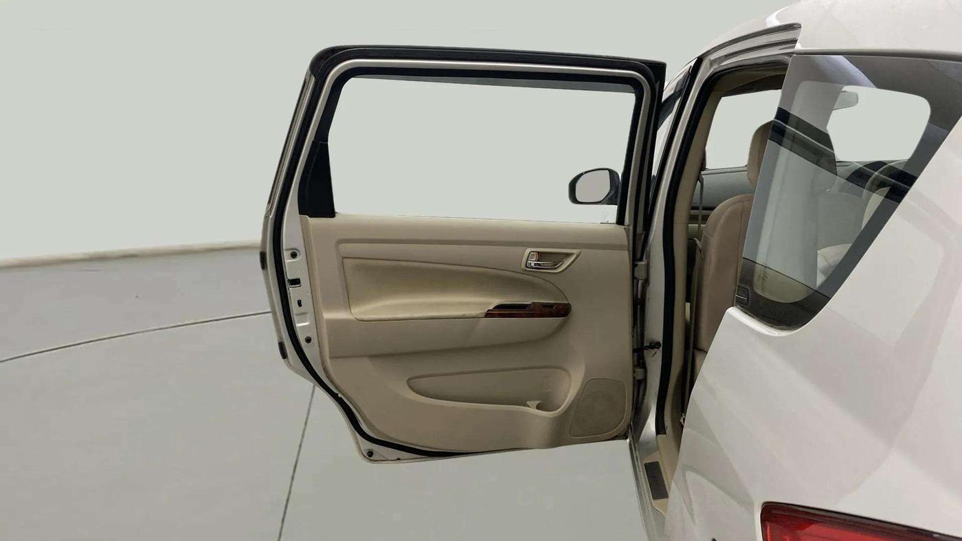 2016 Maruti Ertiga ZXI, Petrol, Manual, 1,07,286 km, LHS Rear Door
