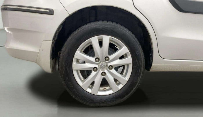 2016 Maruti Ertiga ZXI, Petrol, Manual, 1,07,286 km, Right Rear Wheel