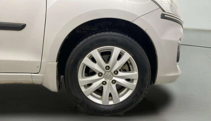 2016 Maruti Ertiga ZXI, Petrol, Manual, 1,07,286 km, Right Front Wheel