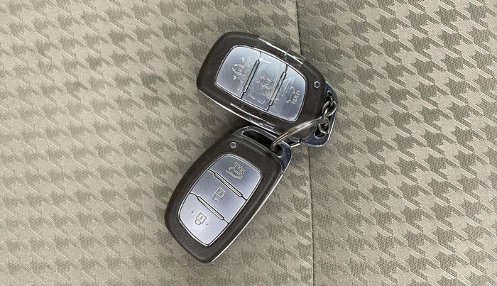 2019 Hyundai Elite i20 ASTA (O) CVT, Petrol, Automatic, 59,340 km, Key Close Up