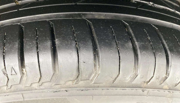 2019 Hyundai Elite i20 ASTA (O) CVT, Petrol, Automatic, 59,340 km, Left Rear Tyre Tread
