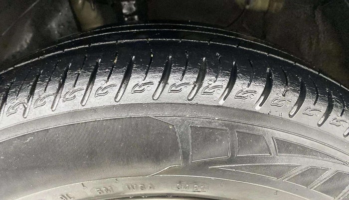 2021 KIA SONET HTX 1.0 IMT, Petrol, Manual, 59,318 km, Left Front Tyre Tread