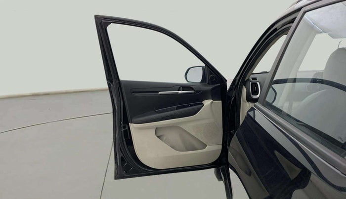 2021 KIA SONET HTX 1.0 IMT, Petrol, Manual, 59,318 km, LHS Front Door