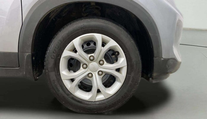 2021 KIA SONET HTE 1.2, Petrol, Manual, 15,839 km, Right Front Wheel