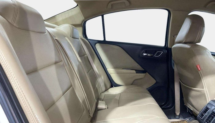2018 Honda City 1.5L I-VTEC V MT, Petrol, Manual, 77,026 km, Right Side Rear Door Cabin