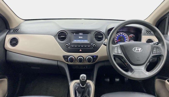 2017 Hyundai Grand i10 SPORTZ 1.2 KAPPA VTVT, Petrol, Manual, 36,875 km, Dashboard